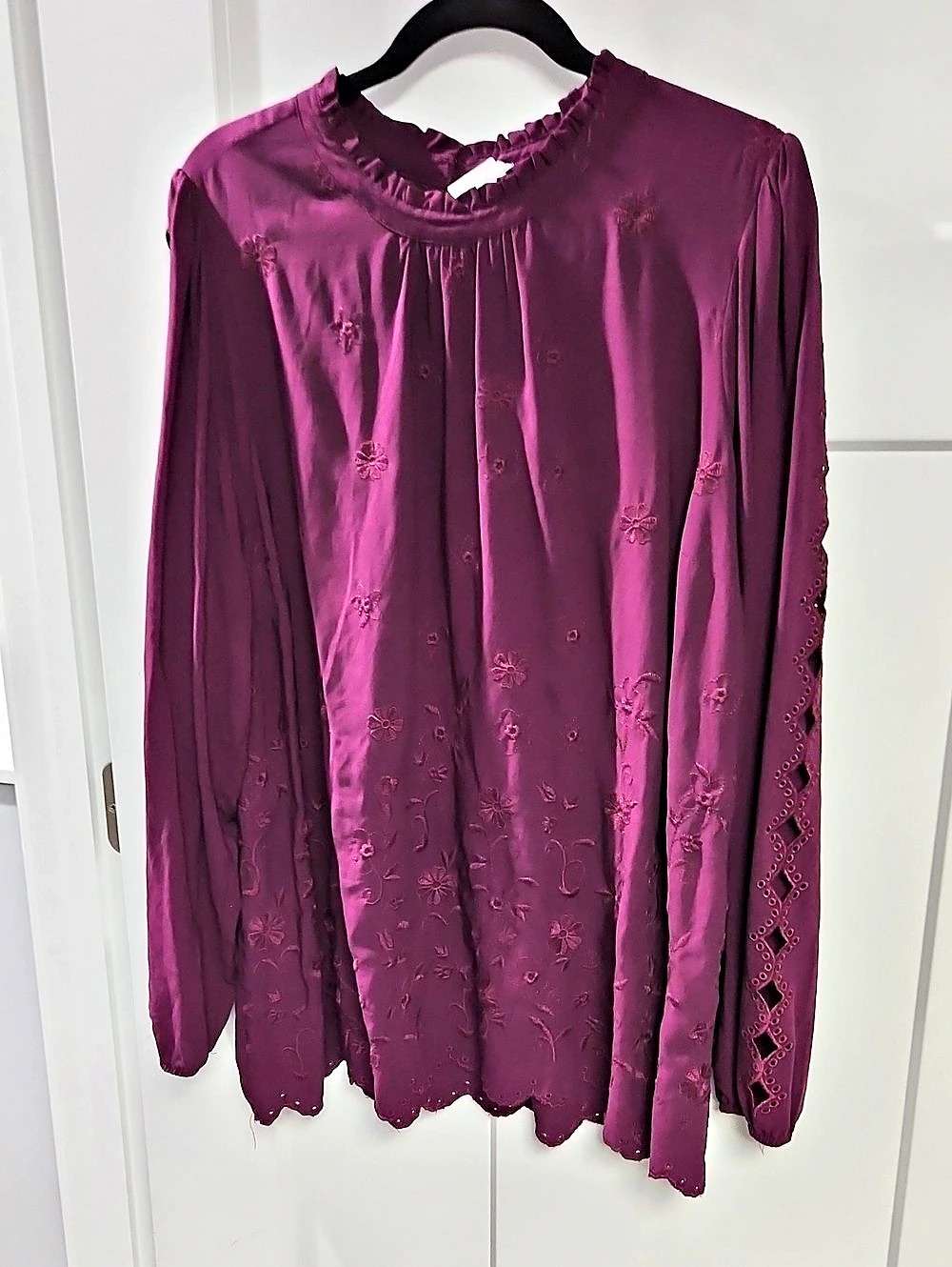 Torrid Floral Long Sleeve Blouse Purple Size 2x